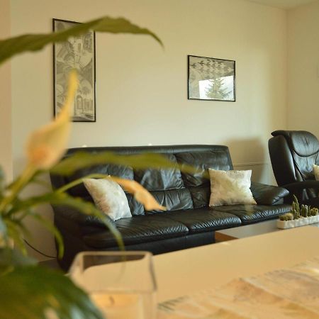 Family Apartment Julia Термено Екстериор снимка